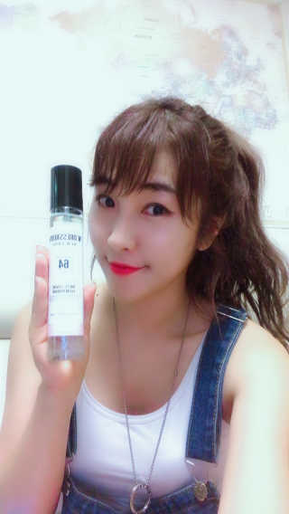 더블유드레스룸 드레스퍼퓸 150ml — 4.83점을 준 리뷰어가 2018년 8월 올린 사용 사진