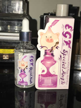 엘리자베카 Elizavecca Witch Piggy Hell-pore EGF 스페셜 앰플 — 5점을 준 리뷰어가 2018년 5월 올린 사용 사진