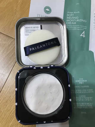 수피요 통동 팔공검 NO SEBUM POWDER PACT — 3.33점을 준 리뷰어가 2018년 6월 올린 사용 사진
