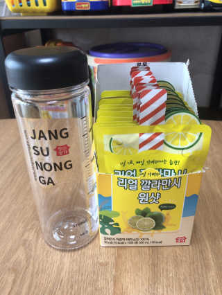 장수농가 리얼깔라만시 원샷 50ml 10팩+보틀 — 4점을 준 리뷰어가 2019년 5월 올린 사용 사진