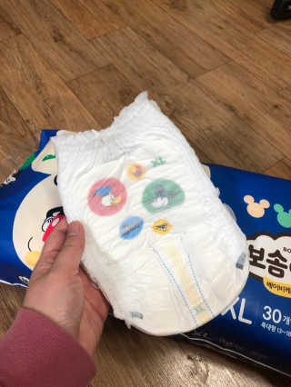 보솜이 베이비케어 팬티형 기저귀 — 4.5점을 준 리뷰어가 2019년 3월 올린 사용 사진