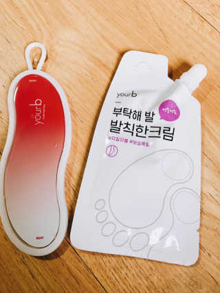 유어비 부탁해 발 부탁해 발 글라스 풋 파일 — 3.5점을 준 리뷰어가 2019년 4월 올린 사용 사진