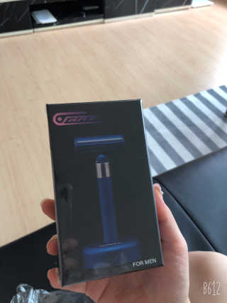 [C.razor]세라믹 제모기 택1+눈썹트리머 — 4.5점을 준 리뷰어가 2019년 7월 올린 사용 사진