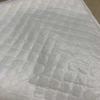 펫토리아 한장뚝딱 NEW 프리미엄 국내산 배변패드 — 5점을 준 리뷰어가 2019년 5월 올린 사용 사진