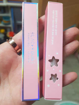 [블랙루즈] 펄블리 아이 글리터 2종 — 5점을 준 리뷰어가 2019년 1월 올린 사용 사진