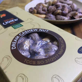 드림캐슈넛 50g X 6개 — 5점을 준 리뷰어가 2018년 10월 올린 사용 사진