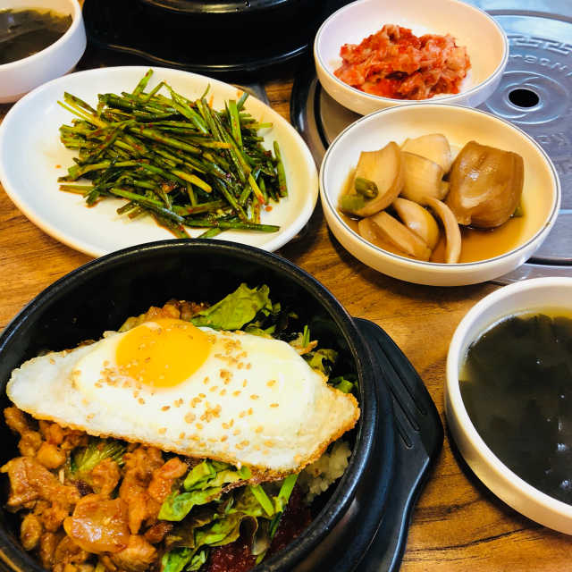 [통큰생오리] 오리고기 뚝배기 덮밥 2인세트 리뷰 사진