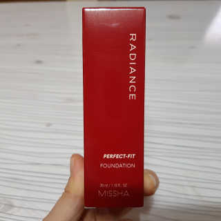미샤 래디언스 퍼펙트핏 파운데이션 SPF30 PA++ — 5점을 준 리뷰어가 2020년 4월 올린 사용 사진
