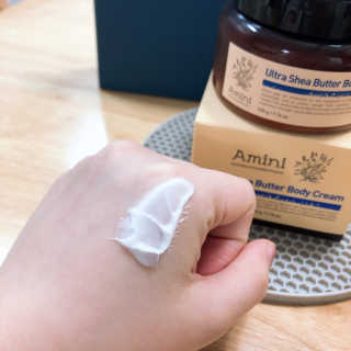 아미니 울트라 시어버터 바디크림 — 5점을 준 리뷰어가 2019년 1월 올린 사용 사진