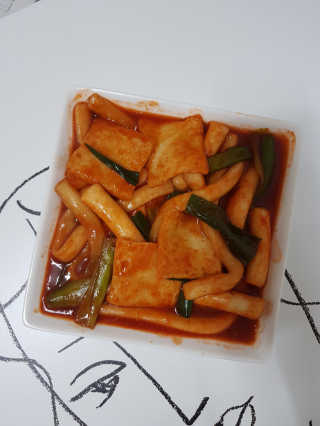 두번째 국떡 국가대표 떡볶이 1팩 + 영미칩 2봉 증정 — 5점을 준 리뷰어가 2019년 2월 올린 사용 사진