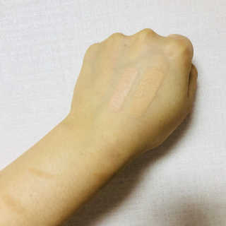 터치인솔 돈 텔 애니바디 듀얼 컨실러 — 4.33점을 준 리뷰어가 2018년 7월 올린 사용 사진