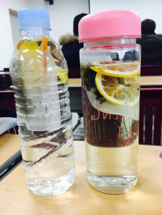 더THE담다 디톡스 워터 팩 500ml 5개 — 3.5점을 준 리뷰어가 2016년 11월 올린 사용 사진
