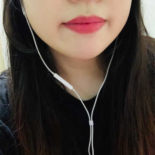 [블랙루즈] 에어 핏 벨벳 틴트4 1+1 — 4.5점을 준 리뷰어가 2019년 7월 올린 사용 사진