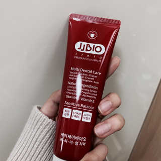 JJBIO_NEW 제이제이바이오 프리미엄 치약 — 5점을 준 리뷰어가 2018년 11월 올린 사용 사진