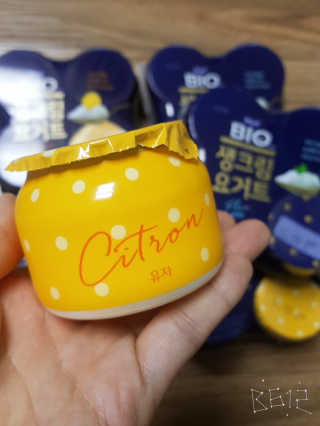 [매일 바이오] 생크림요거트 플레인 12개 + 유자 12개 — 5점을 준 리뷰어가 2019년 6월 올린 사용 사진