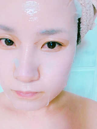 23years old 하이알톡스 쁘띠마스크(5장) — 5점을 준 리뷰어가 2017년 7월 올린 사용 사진