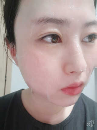 웰더마 사파이어 콜라겐 임팩트 에센셜 마스크 — 5점을 준 리뷰어가 2019년 4월 올린 사용 사진