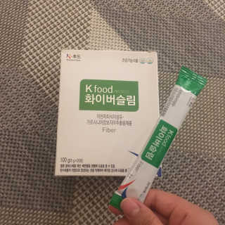 두루원 똥기사의 Kfood 화이버슬림 — 3.33점을 준 리뷰어가 2018년 8월 올린 사용 사진
