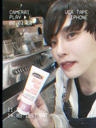 SWISSE 스위스 로즈힙 페이셜 모이스처라이저 로션 — 5점을 준 리뷰어가 2019년 12월 올린 사용 사진