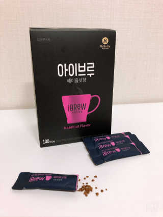 한국맥널티 아이브루 헤이즐넛향 100T — 5점을 준 리뷰어가 2019년 11월 올린 사용 사진