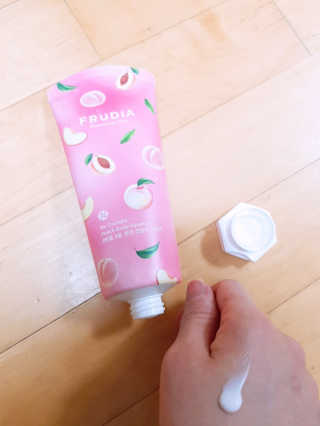 [후르디아] 복숭아 바디워시+바디에센스 세트 — 5점을 준 리뷰어가 2019년 7월 올린 사용 사진