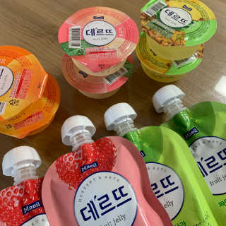 데르뜨 떠먹는 과일 3종, 짜먹는 과일 2종 총 10개 체험 — 4.5점을 준 리뷰어가 2020년 3월 올린 사용 사진