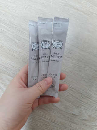 [하우투잇] 뤼에르 쿠르브 블랙 10ml x 30포 총 300ml — 4점을 준 리뷰어가 2020년 3월 올린 사용 사진