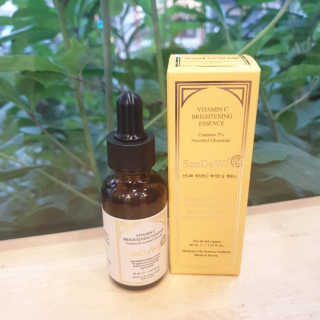 [스킨큐어] 산다화 비타민C 화이트닝 에센스 30ml — 4점을 준 리뷰어가 2019년 6월 올린 사용 사진