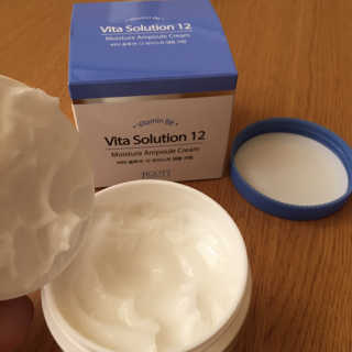 지고트 비타솔루션12 모이스처 앰플 크림 100ml — 4점을 준 리뷰어가 2019년 6월 올린 사용 사진