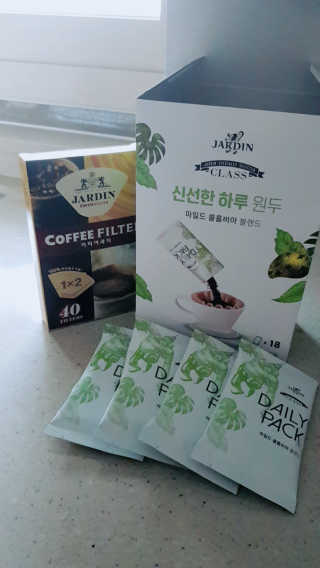 (주)쟈뎅 [쟈뎅] 클래스 신선한 하루 원두+여과지 SET — 5점을 준 리뷰어가 2019년 3월 올린 사용 사진