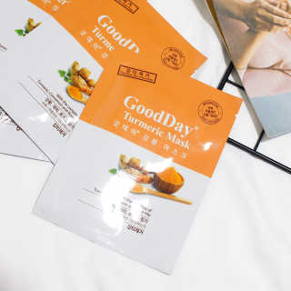 GoodDay Skincare GoodDay 강황 마스크 — 4점을 준 리뷰어가 2020년 2월 올린 사용 사진