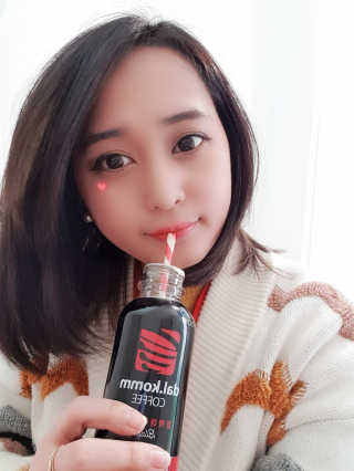 [빙그레] 달콤커피 콜라보 디카페인, 블랙 아메리카노 — 5점을 준 리뷰어가 2019년 1월 올린 사용 사진