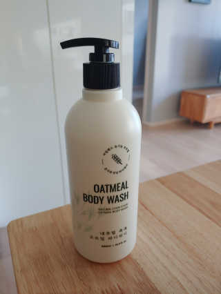 (주)에네스티 내추럴 촉촉  오트밀 바디워시 500ml — 5점을 준 리뷰어가 2019년 12월 올린 사용 사진
