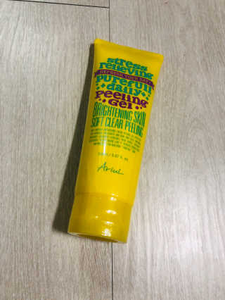 아리얼 스트레스 릴리빙 퓨어풀 데일리 필링젤 — 5점을 준 리뷰어가 2018년 10월 올린 사용 사진