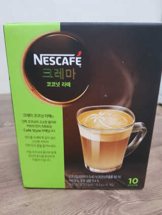 네스카페 코리아 네스카페 크레마 코코넛라떼 — 4점을 준 리뷰어가 2018년 1월 올린 사용 사진