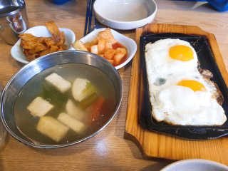 [대성이네_신촌] 깻잎큰닭찜 한마리+사리 中 택2 set — 4점을 준 리뷰어가 2019년 2월 올린 사용 사진