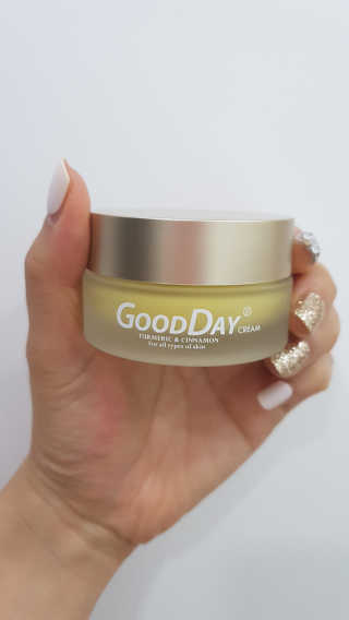 GoodDay Skincare GoodDay 강황 크림 — 4.5점을 준 리뷰어가 2019년 6월 올린 사용 사진