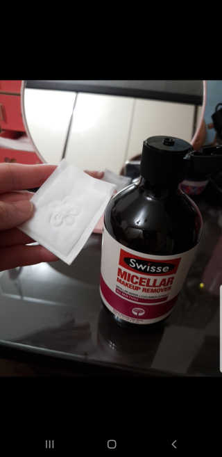 SWISSE 스위스 미셀라 메이크업 리무버 — 4.5점을 준 리뷰어가 2019년 12월 올린 사용 사진