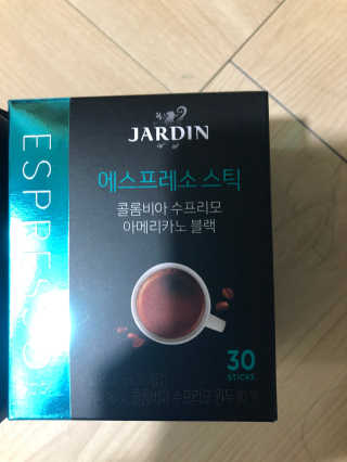 (주)쟈뎅 쟈뎅 에스프레소 스틱 [블랙+헤이즐넛 set] — 5점을 준 리뷰어가 2020년 2월 올린 사용 사진