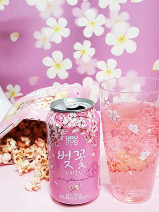 GS25 벚꽃 팝콘 + 벚꽃스파클링 + 벚꽃 청포도 에이드 — 5점을 준 리뷰어가 2018년 3월 올린 사용 사진