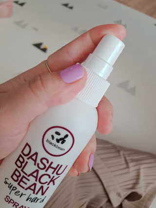다슈코리아 다슈 포 맨 프리미엄 메가 홀드 슈퍼 스프레이 250ml — 5점을 준 리뷰어가 2018년 10월 올린 사용 사진
