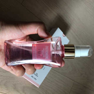 레드컨테이너 페로몬향 퍼퓸 바디미스트 80ml — 5점을 준 리뷰어가 2020년 2월 올린 사용 사진