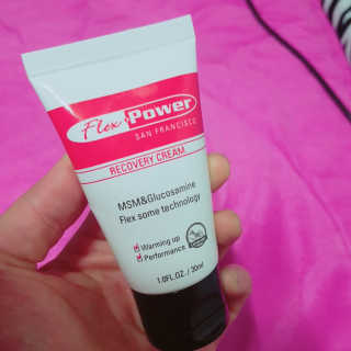 플렉스파워에이더블유에스 리커버리크림 30ml — 3.67점을 준 리뷰어가 2017년 9월 올린 사용 사진