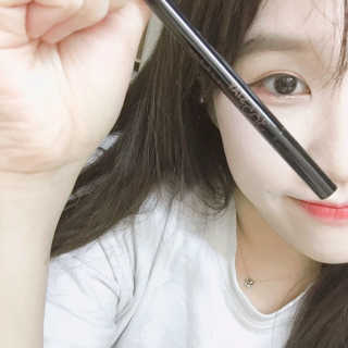 뷰티피플 365 스테이 워터프루프 브러쉬 펜 아이라이너(03호 어필브라운) — 4점을 준 리뷰어가 2016년 10월 올린 사용 사진