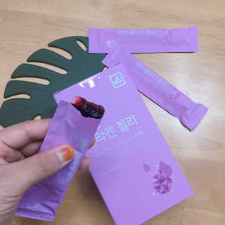 네츄럴굿띵스 태반 콜라겐 젤리 15포 — 4점을 준 리뷰어가 2019년 6월 올린 사용 사진