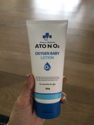 아토앤오투 아토엔오투 옥시젠 베이비 로션 — 5점을 준 리뷰어가 2019년 4월 올린 사용 사진