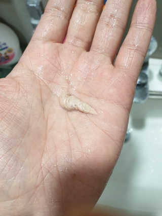 에포나 제주 녹차꽃 화산송이 폼클렌저 — 5점을 준 리뷰어가 2019년 2월 올린 사용 사진