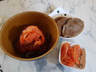 유천냉면 유천 비빔냉면 2인분+메밀지짐만두 280g — 3.5점을 준 리뷰어가 2018년 6월 올린 사용 사진