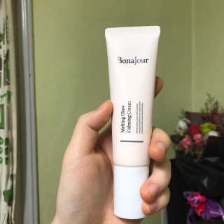 보나쥬르 멜팅 글로우 카밍 크림 50ml — 3.5점을 준 리뷰어가 2020년 1월 올린 사용 사진