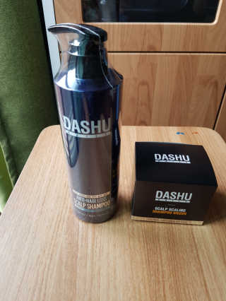 다슈코리아 다슈 단백질 한방 두피 골드 샴푸 500ml +샴푸브러쉬 — 4.5점을 준 리뷰어가 2019년 5월 올린 사용 사진